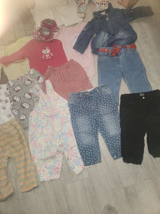 Лот одягу для дівчинки 0-1рік