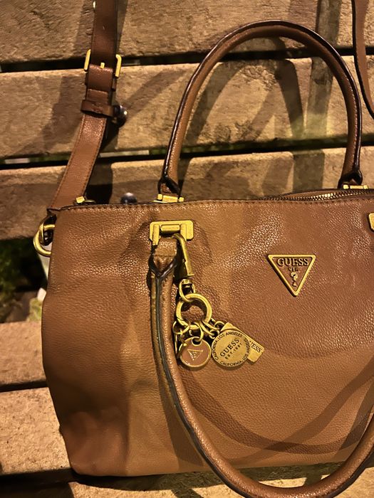 Mala guess castanha