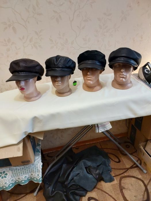 Распродажа новых капитанок из натуральной кожи и меха.