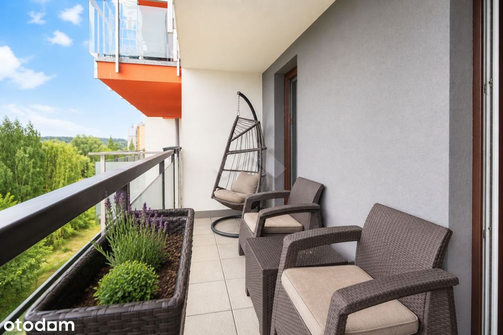 77 m² z widokiem na zieleń | Garaż | 2018 | Kurdwanów