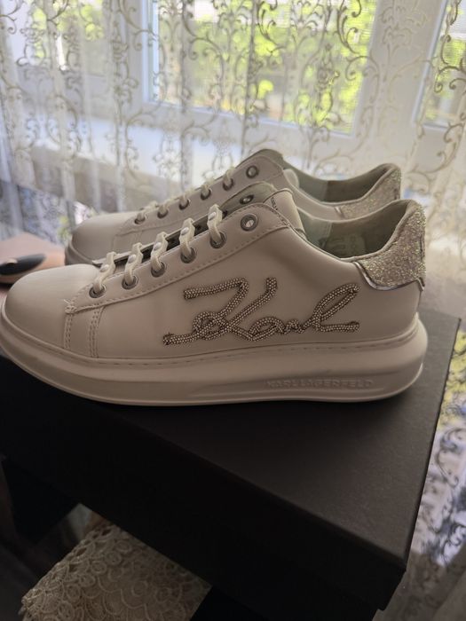 Продам кросовки Karl Lagerfeld