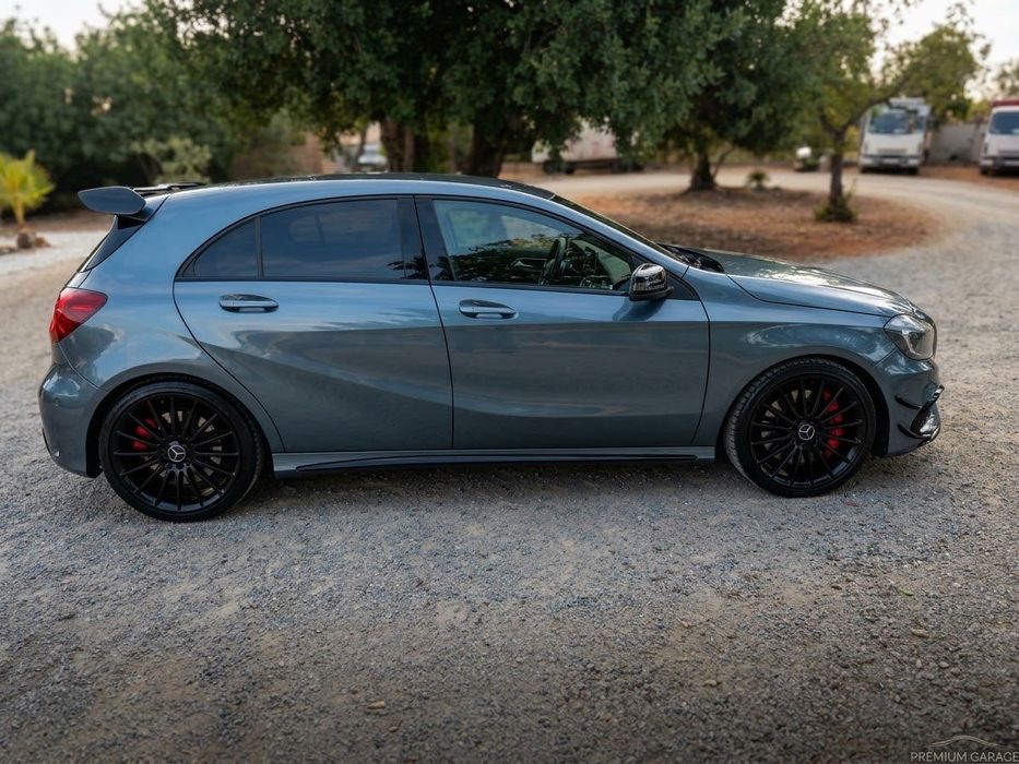Mercedes-Benz A45 AMG – "Coração Novo" Documentado e Manutenção Oficial