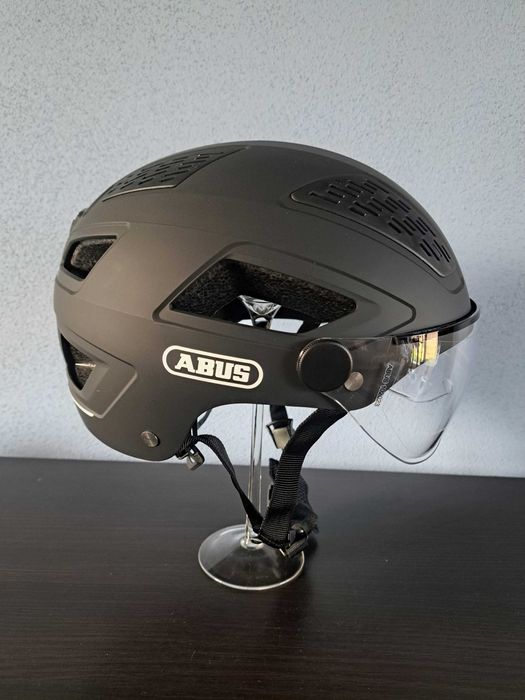 aski Kask rowerowy Abus Hyban 2.0 Ace r. 56-61 cm M/L czarny cat. 0