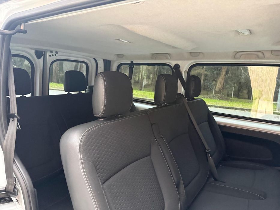 Carrinha 9 Lugares Opel Vivaro 1.6 CDTI L2H1