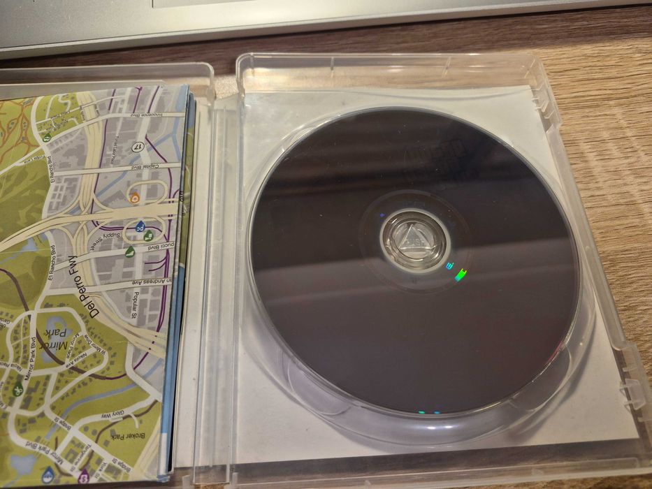 Gra GTA V , PS3 - pudełkowa, stan dobry + mapą papierowa