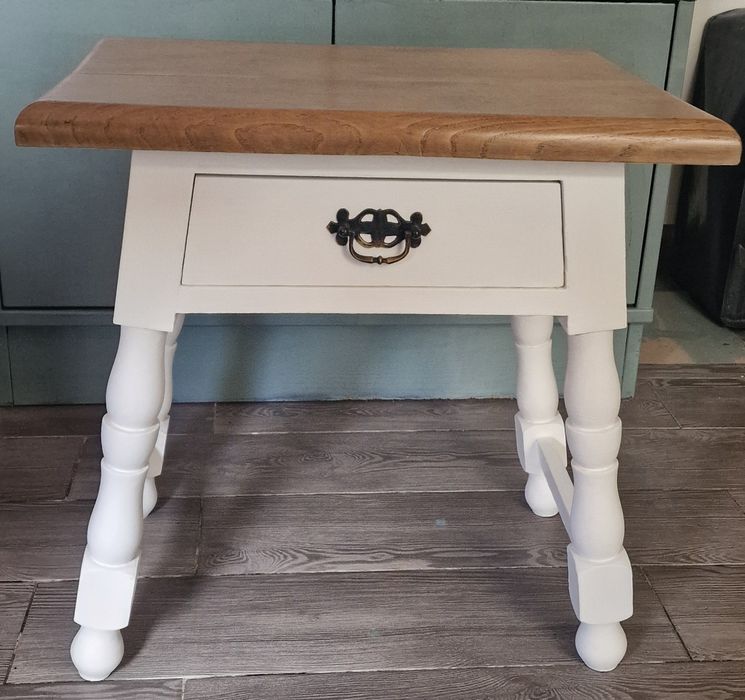 Mesa de apoio/mesa de cabeceira