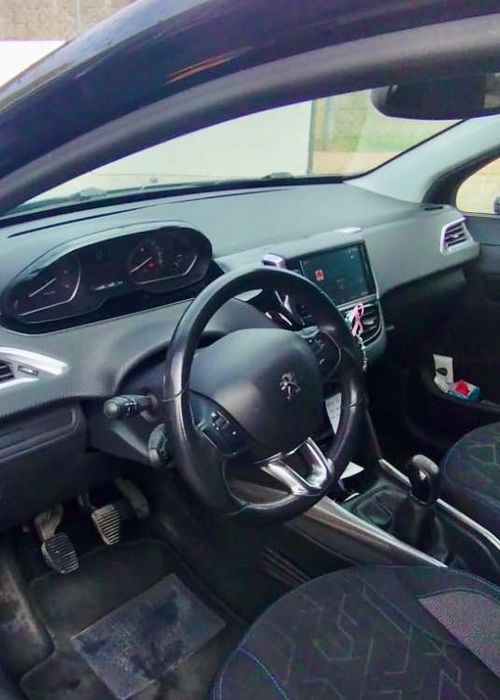 Peugeot 2008 Style 1.6 BlueHDi