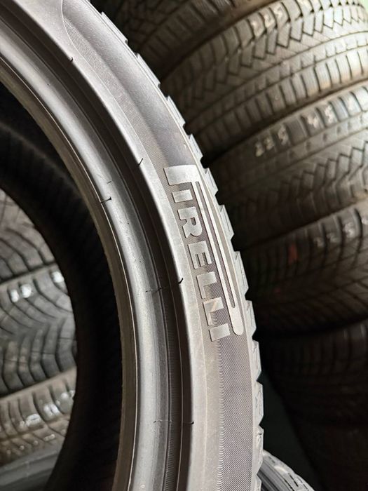 235/40R19 Pirelli 2025p