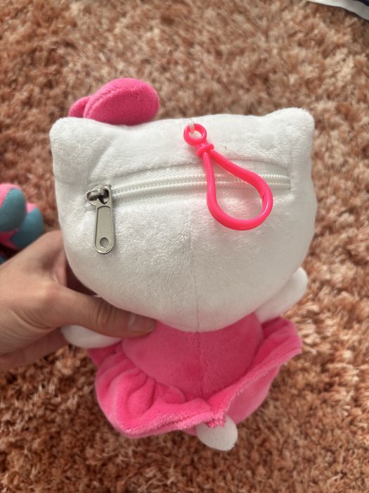 Hello kitty іграшка