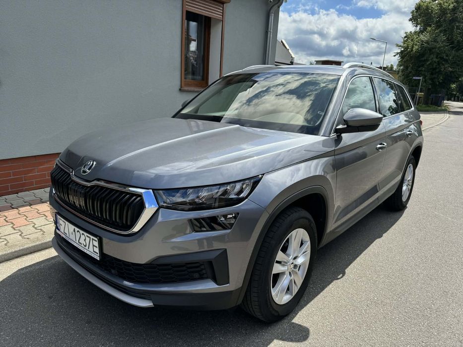 Skoda Kodiaq benzyna 1.5 niski przebieg, serwisowany, hak, manual