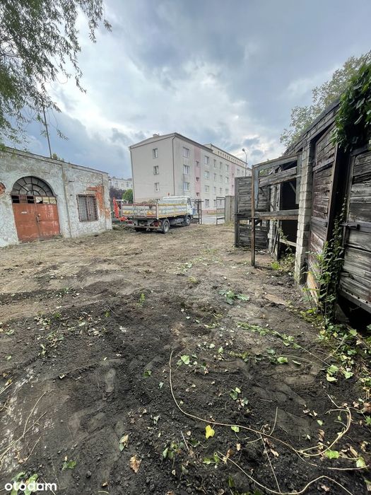 Działka z Wz - budynek mieszkalno-usługowy - Więcej