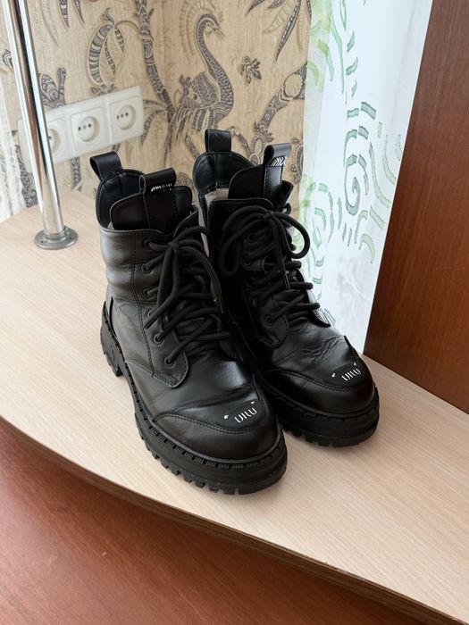 Шкіряні ботинки 38 розмір