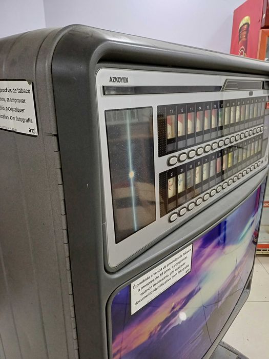 Máquina dispensador de Tabaco Azkoyen decoração vintage