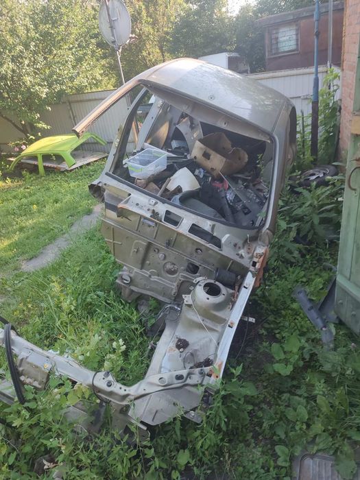 Задок,задняя четверть,четверть переднн левая,криша део Ланос Сенс