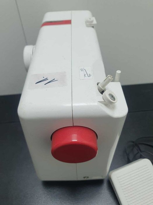 Швейна машинка Janome Sew Mini 525