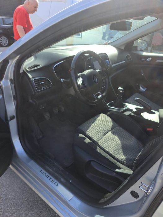 Renault megane 2017 ligeiro toque