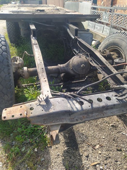 Продам мости камаз,раму камаз,колеса маз