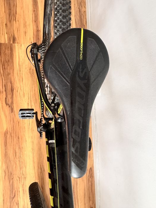 Scott scale 980, M(od 165 cm),11,5kg