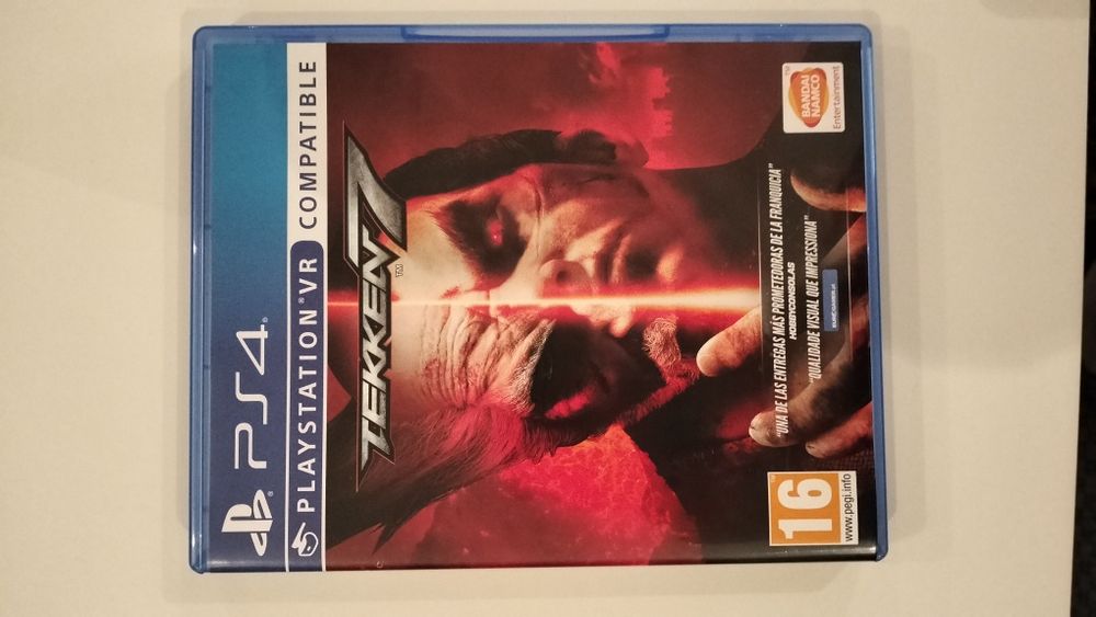 PS4 Slim 500GB na garantia, 2 comandos originais e Tekken 7