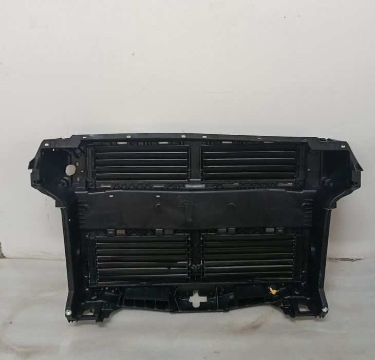 Панель радіаторів Ford Escape 2020-2022 нова ліцензія