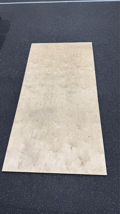 Plataforma de levantamento de peso - contraplacado