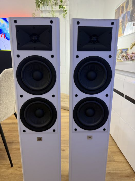 Kolumny JBL Arena 180