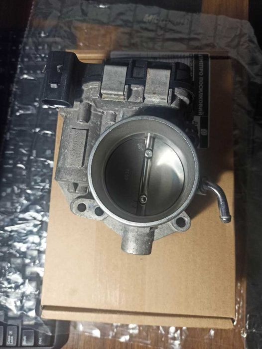 ‼️ Дроссельная заслонка 2.5l Jetta Passat дросельна 07K133062A