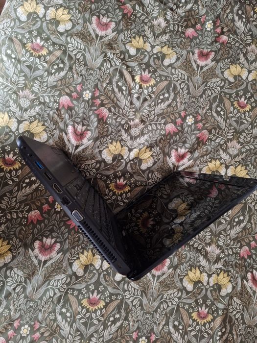 Computador portatil laptop toshiba satellite c855-124