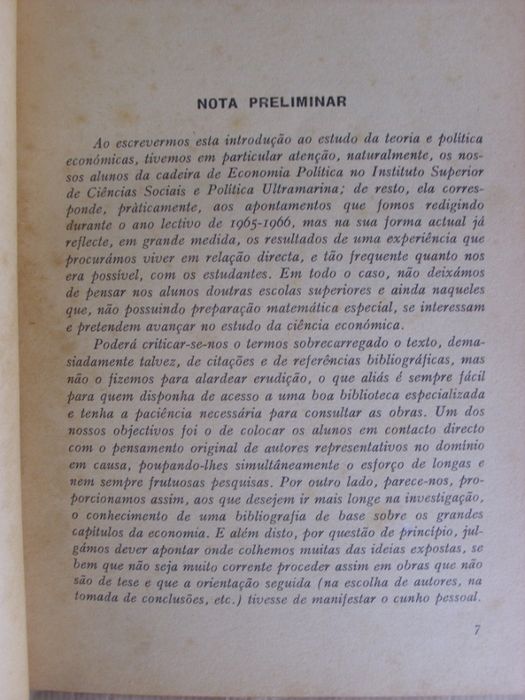 Economia Política de A. Ramos Pereira