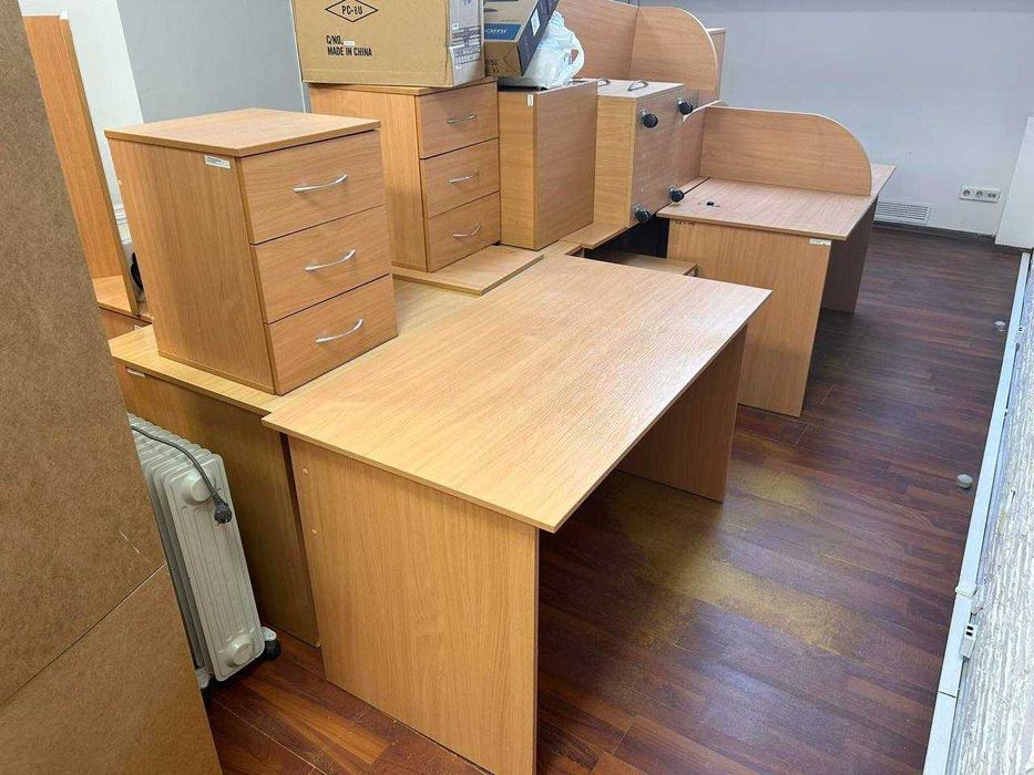 кресла рабочие места для офиса кресла ожидания столы