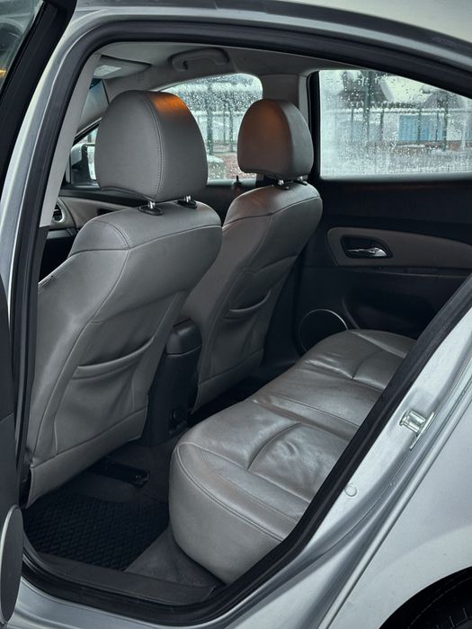 Chevrolet Cruze LT ltz 1.8 AT