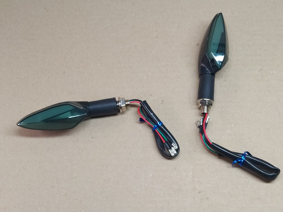 Повороти мото (пара) діодні LED динамічні, бігаючі