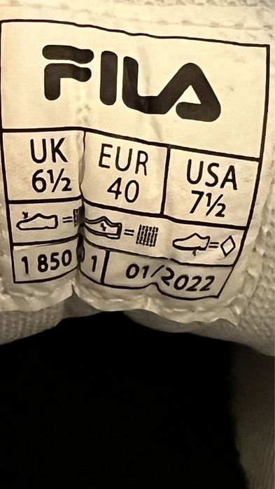 Buty sportowe FILA roz 40 NOWE