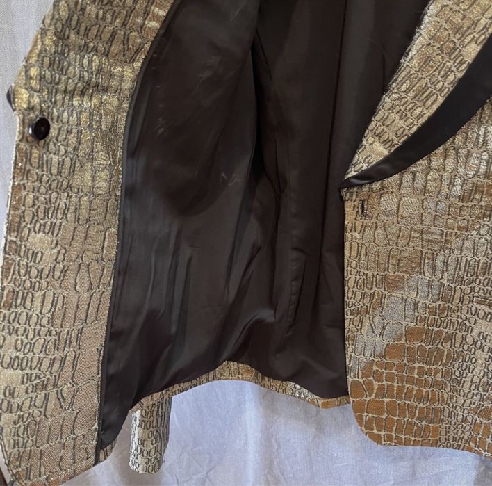 Золотой пиджак Diane von Furstenberg