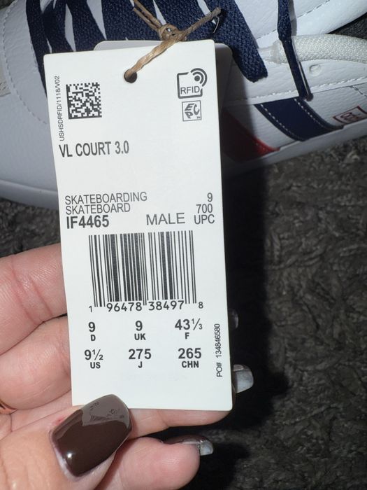 Кросівки  чоловічі  Adidas ( оригінал)