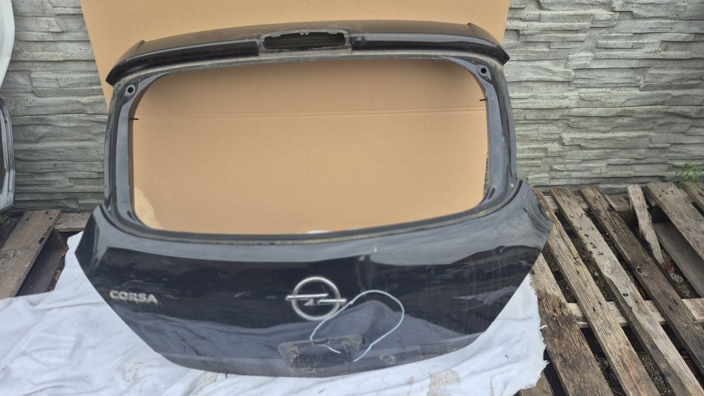 Opel Corsa D klapa bagażnika