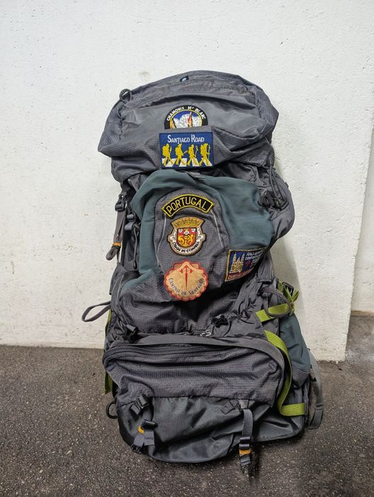 Mochila Osprey Cinza - Aventura e Conforto!