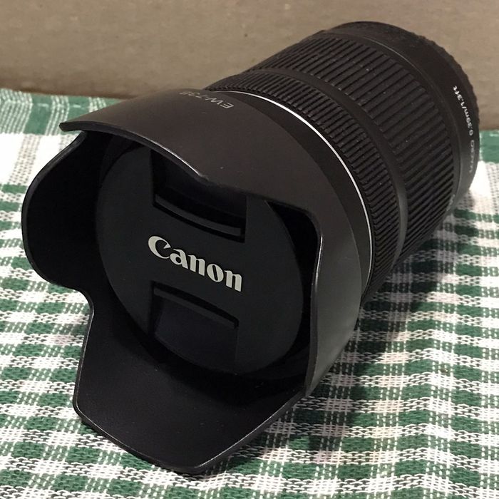 Canon Zoom Lens EF-S 18-135mm 1:3.5-5.6 IS STM