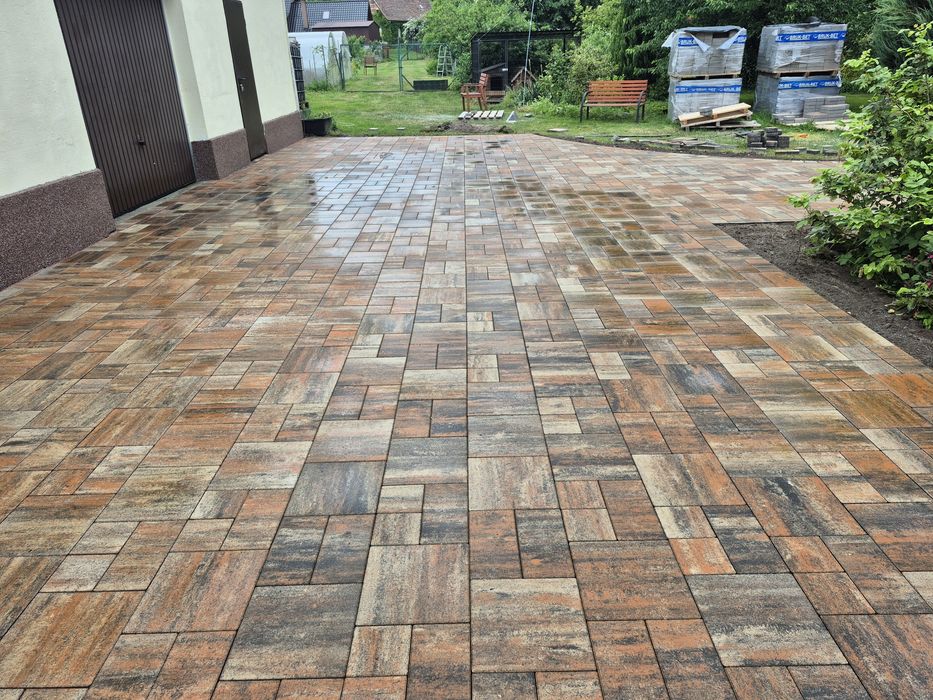 Ukladanie kostki brukowej