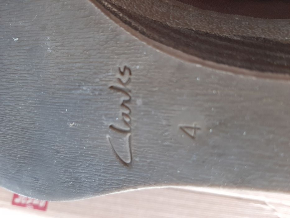 Туфли кожанные на танкетке р.36 Clarks