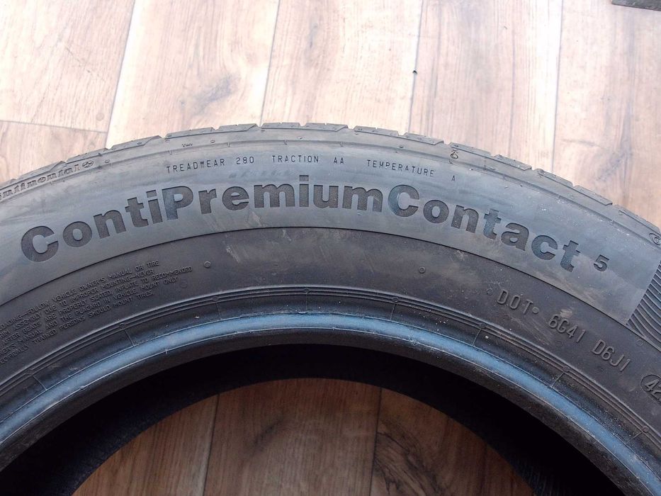 Continental Conti Premium Contact 5 SUV 225/60/17 99V z 2022r