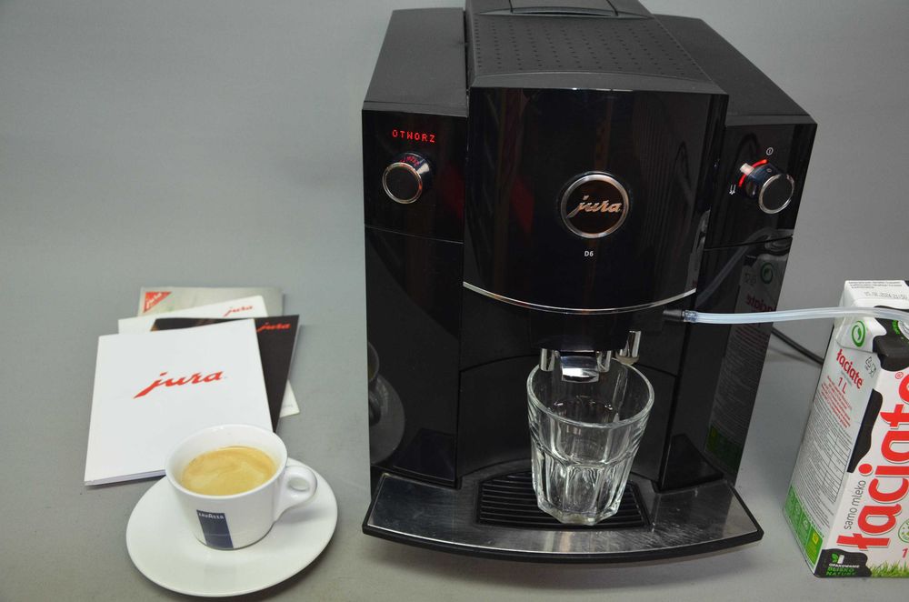 Jura D6 One Touch Cappuccino Automayczny ekspres do kawy