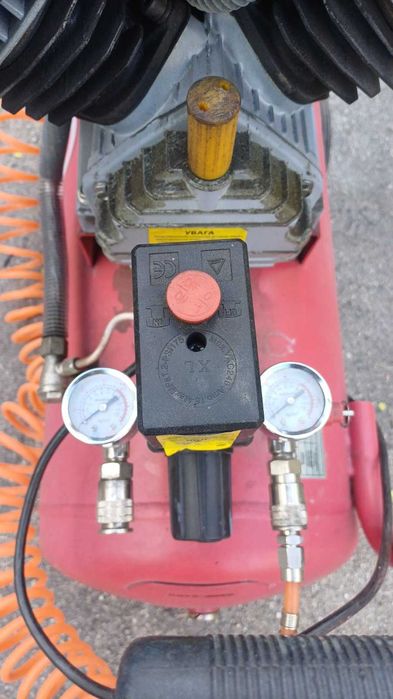 Компрессор INTERTOOL