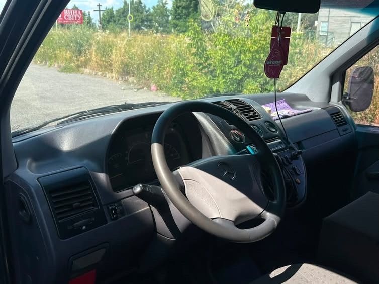 Продам Vito у гарному стані.