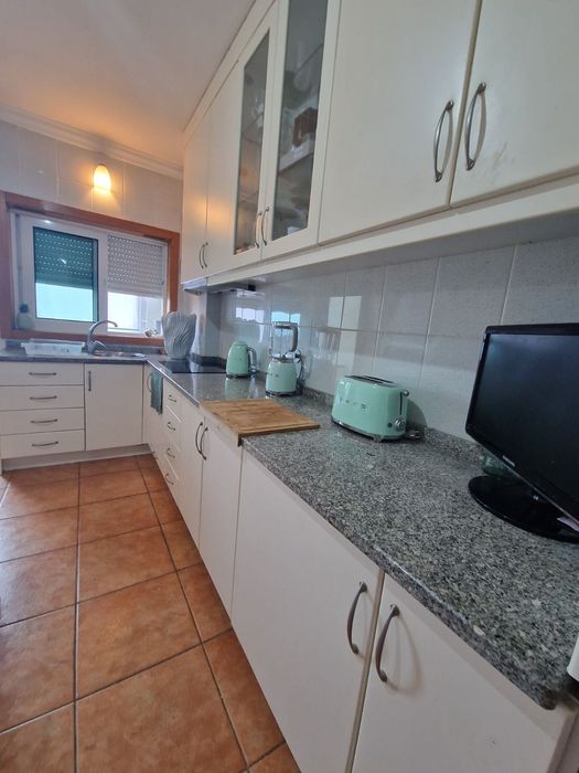 Apartamento T1 com garagem