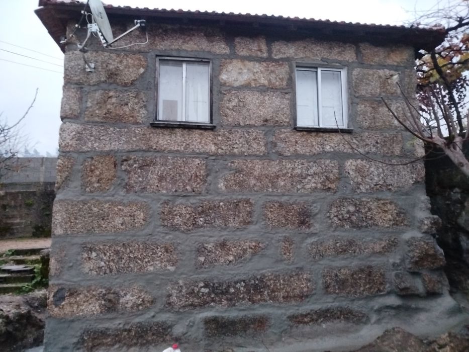 Renovação de fachadas antigas em pedra