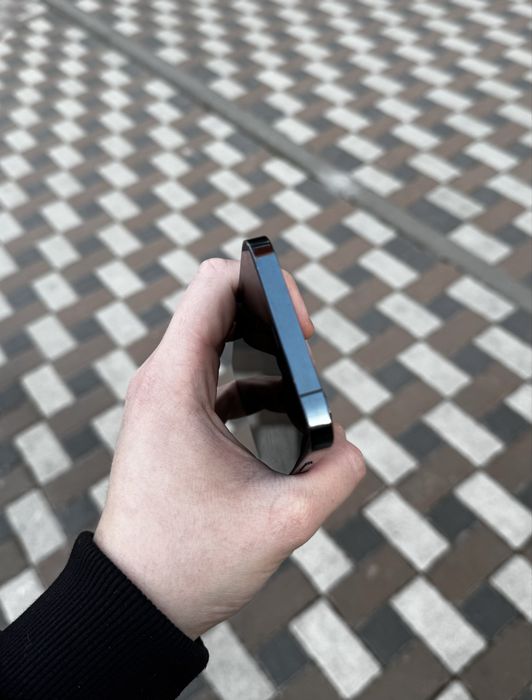 Продам iPhone 12 Pro 128 gb