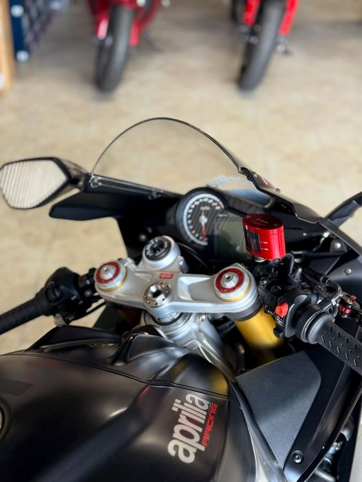 Aprilia RSV4 RR Nacional