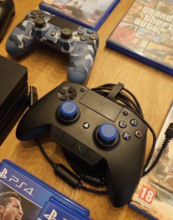 Sony Playstation 4 pro 1Tb/ + Диски+ Геймади+Гарантія/ Пишіть-Дзвоніть