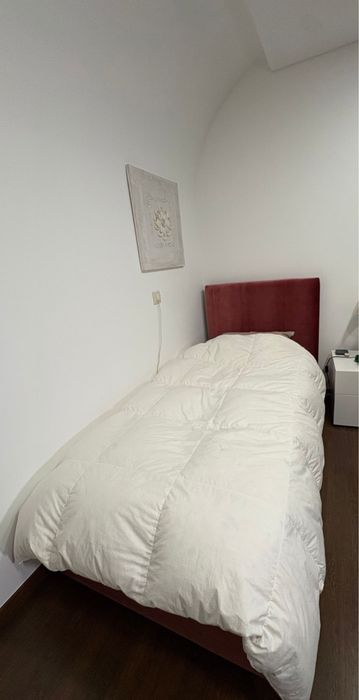 Vendo Cama Solteiro com colchão